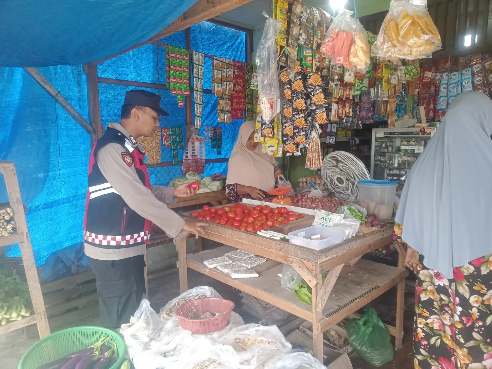 Harga Bahan Pokok Stabil di Pasar Meureubo