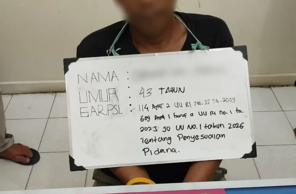 Polres Tebo Ringkus Pengedar Sabu di Muara Tabir, Amankan BB 5,86 Gram Polres Tebo Ringkus Pengedar Sabu di Muara Tabir, Amankan BB 5,86 Gram
