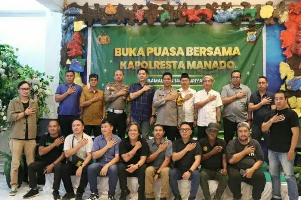 Sinergitas Polri-Media Manado Kuat Lewat Buka Puasa