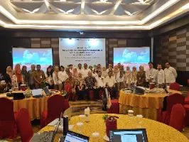 Perkuat Sinergi Pusat–Daerah, KLH/BPLH Percepat Implementasi Kebijakan Iklim di Tanah Borneo