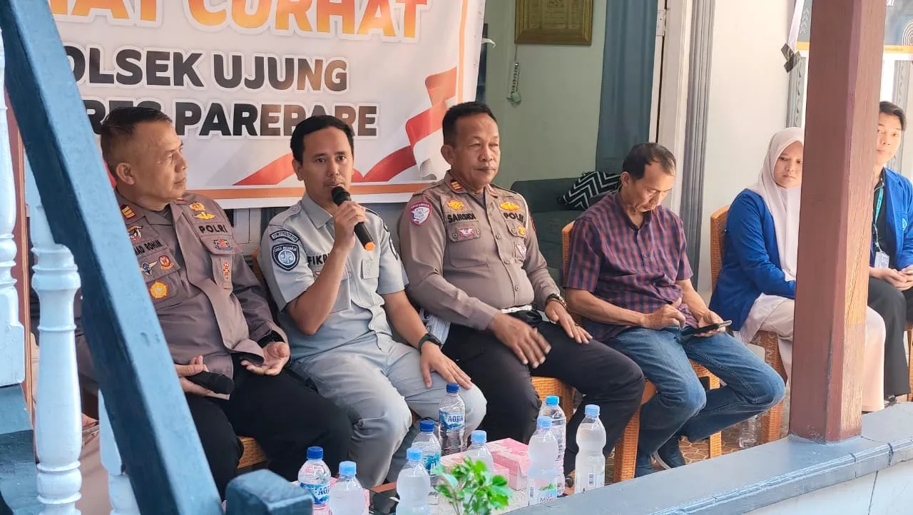 Warga Parepare Curhat Klaim Asuransi dan BPJS di Polsek Ujung