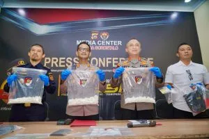 Penyelundupan Sianida 3,8 Ton Dibongkar di Perairan Gorontalo